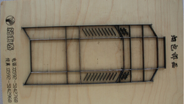 1500W die board CO2 laser cutting machine , cutting size 1250 * 2500mm