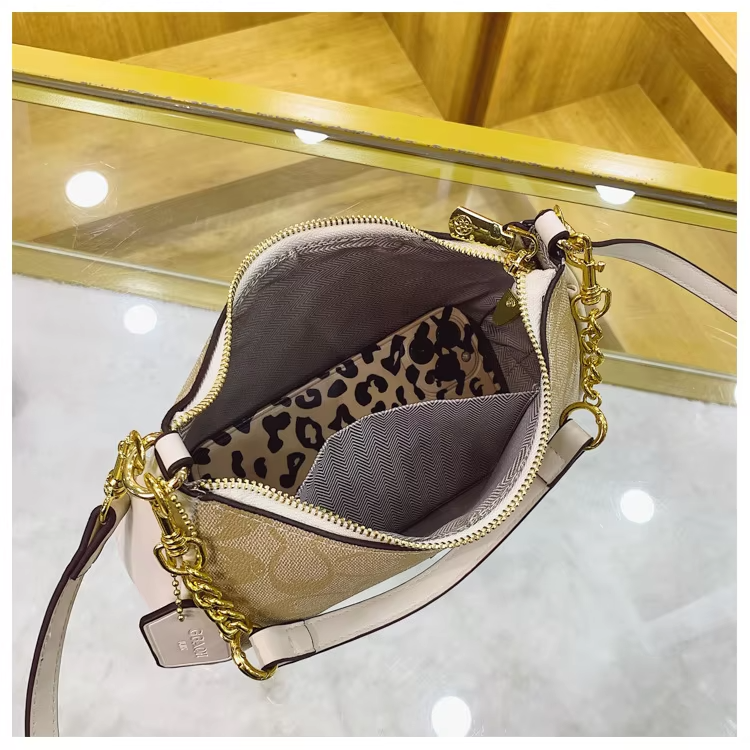 Leather Handbags for Women Waterproof and Customized Color in Trendy Summer Collection