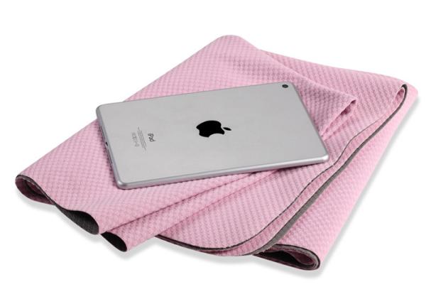 Soft Feeling Lightweight Yoga Towel Highly Absorbent For Sport Field