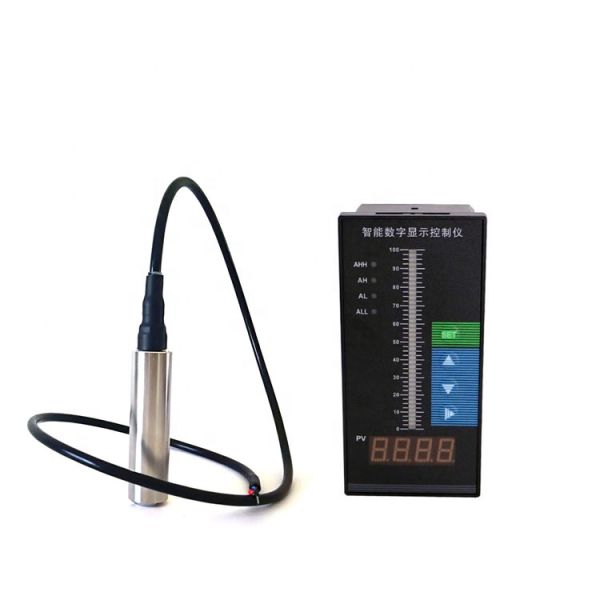 IP68 Protection Stainless Steel 304 Submersible Pressure Transmitter with 0.5% Accuracy for Water and Oil Level Measurement