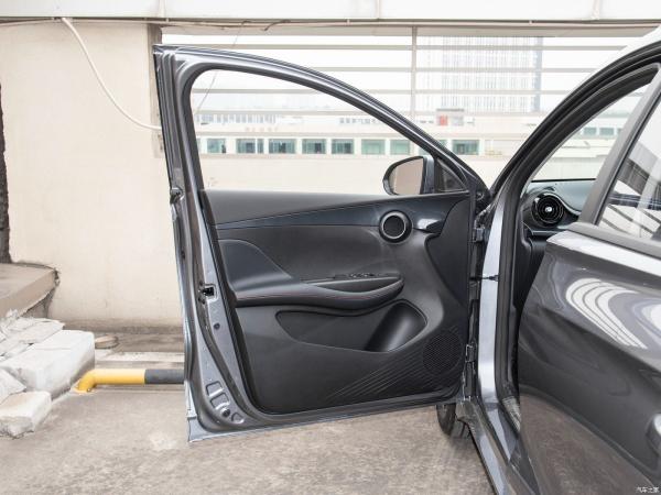 2024 Honor Edition Deluxe Electric SUV Fuel Type Electric and Customized Request