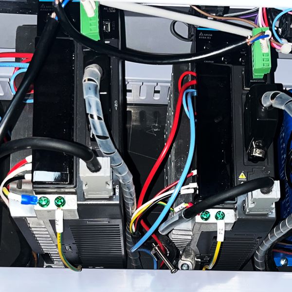 Máquina de recolocação de papel de alumínio de alta velocidade para fazer rolos de corte de corte de recolocação de recolocação com tubo de papel de 1 polegada