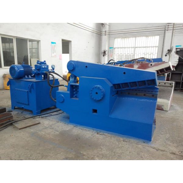 Q43-2500 Hydraulic Alligator Scrap Metal Shear with 2500 kN Cutting Force and 1000 mm Blade Length for Heavy Scrap Processing