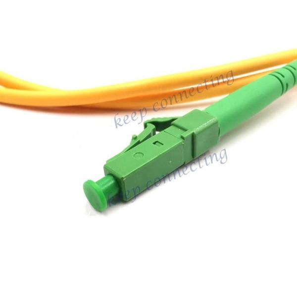 China 1 Core LC/APC-LC/APC Sm G652D Simplex Indoor Fiber Optical Patch Cord para FTTH