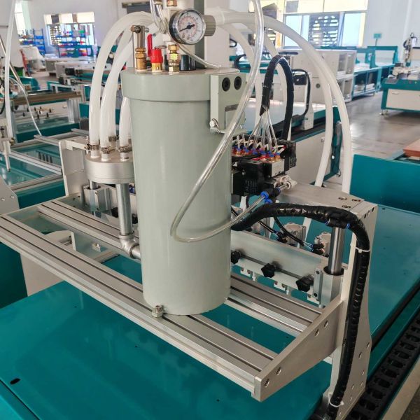 3 Axis Dispensing Robot with 600*600mm Working Range, ±0.02mm Repeat Accuracy, and 500mm/sec Max Speed for Solar Panel Assembly