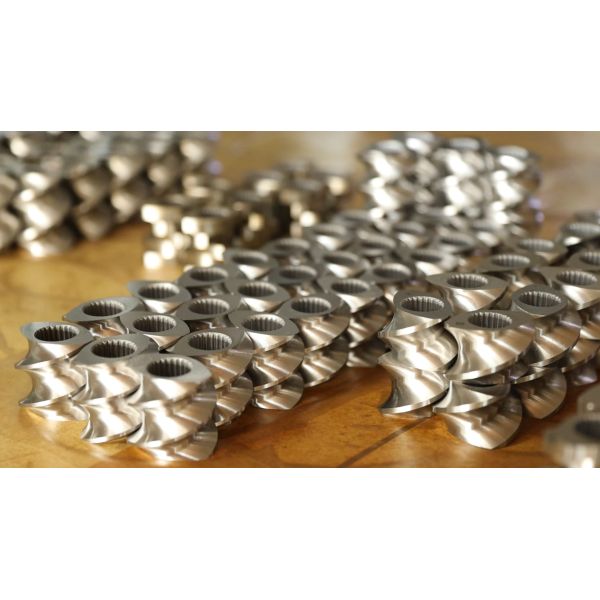 twin screw extruder parts Continuous Operation Extruder Screw Elements Customized ISO Certified