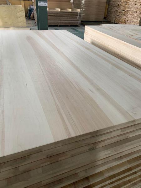 8%-12% Moisture Content Poplar Board Bleached Veneer Solid Board for Building Construction