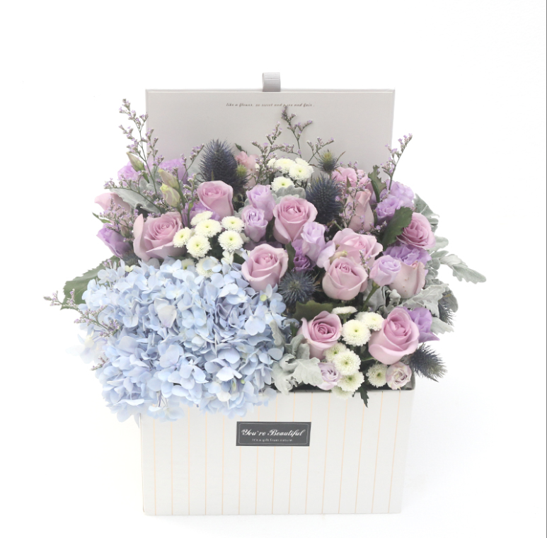 Square Folding Flower Gift Pink White Paperboard Box Carton Packaging Customized