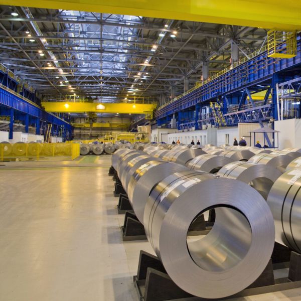 SUS30408 304l Нержавеющая сталь холоднокатаная катушка 0,6 0,7 Толщина HL зеркальная поверхность