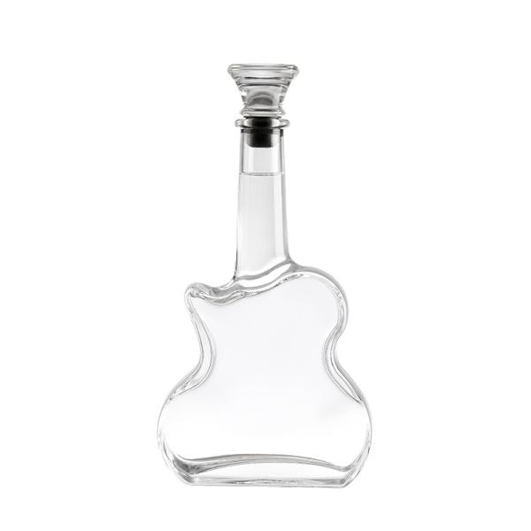Garrafa de vidro de 750 ml de rum vodka com forma única e material de colarinho de plástico de alumínio PP