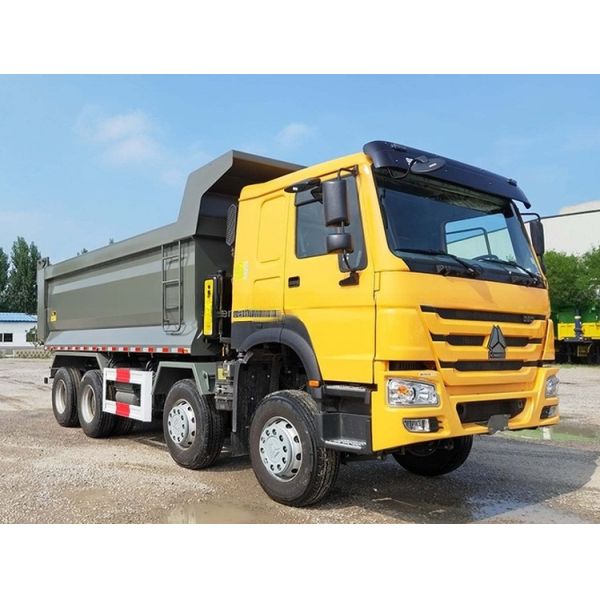 Howo Euro 4 380hp 8x4 camión de descarga con sistema de dirección ZF8118 y capacidad de 50 toneladas