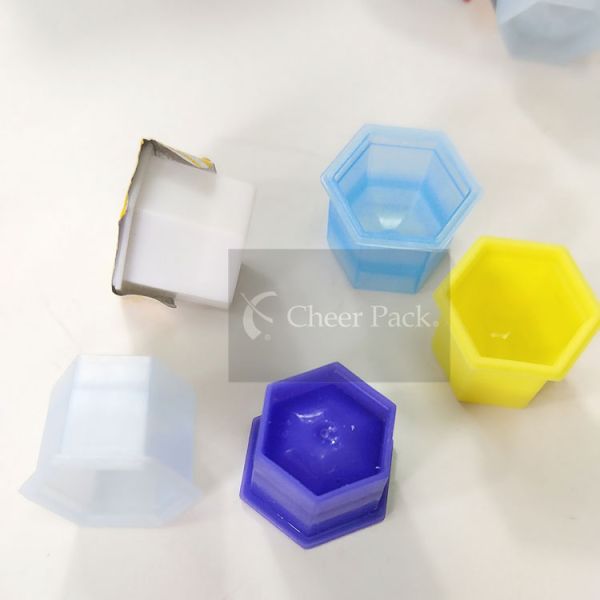 Different Models Capsule Recipe Pack Food Grade With Capacity 0.3 Gram