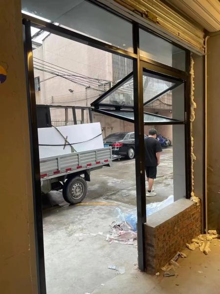 Aquarium Structural Acrylic Folding Windows - 200mm Thick Panels
