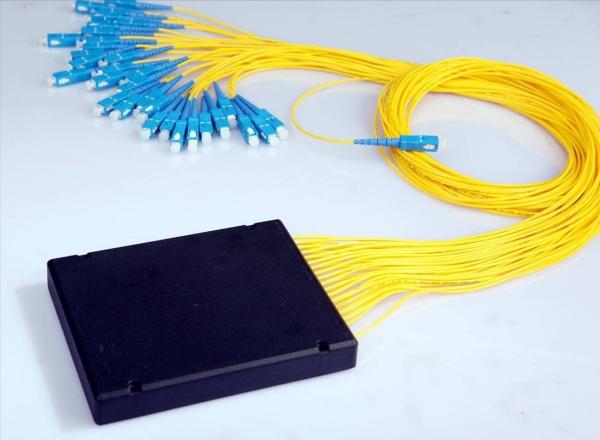 Outdoor 2 Way PLC Optical Splitter , Planar Lightwave Circuit Splitter