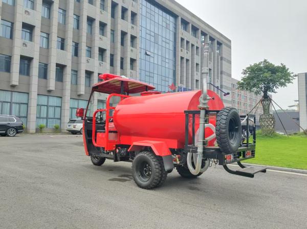 Gasoline Fire Response Tricycle Three Wheeler 300cc Water Cooled Engine With 1500L Water Tank And Full Floating Big Booster Mechanic Brake Rear Axle Q3 Upgraded