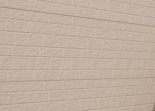 Panneau de façade en métal