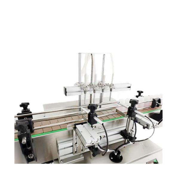 SAMMIPACK Petites machines de remplissage et d'étiquetage de bouteilles liquides