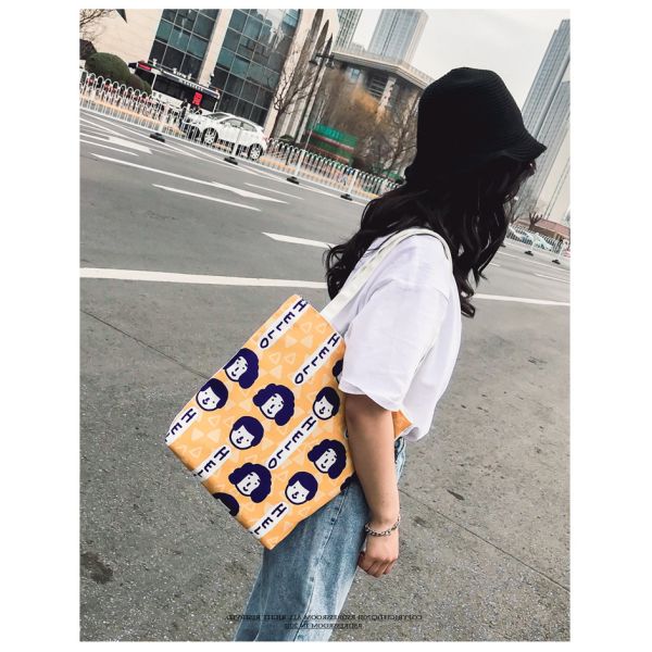 Korean version of cartoon character printing ladies small square shoulder bag messenger bag