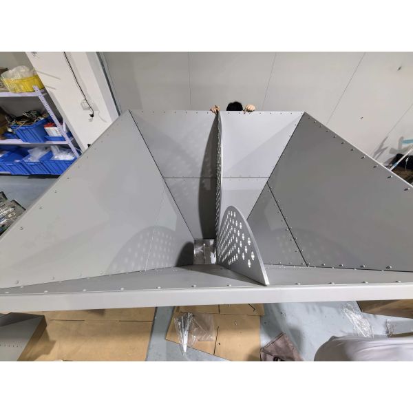 wide band directional 100-1000mhz Horn antenna applicated communication area