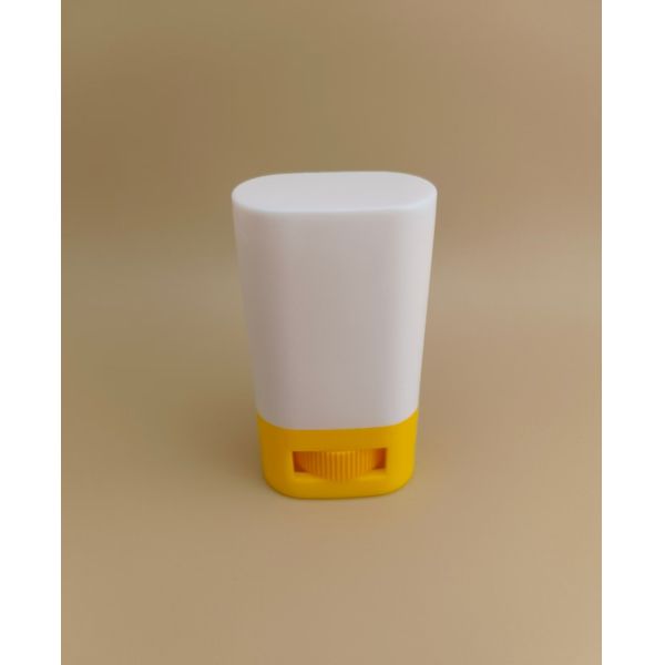 White and Yellow Flat Smooth Lip Balm Packaging 2304 for Lipsticks