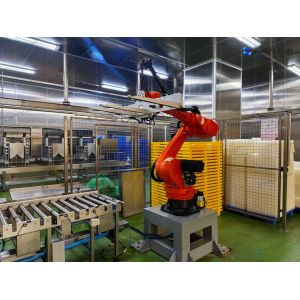 Freeze Dryer Loading & Unloading Robot – Automatic Tray Handling