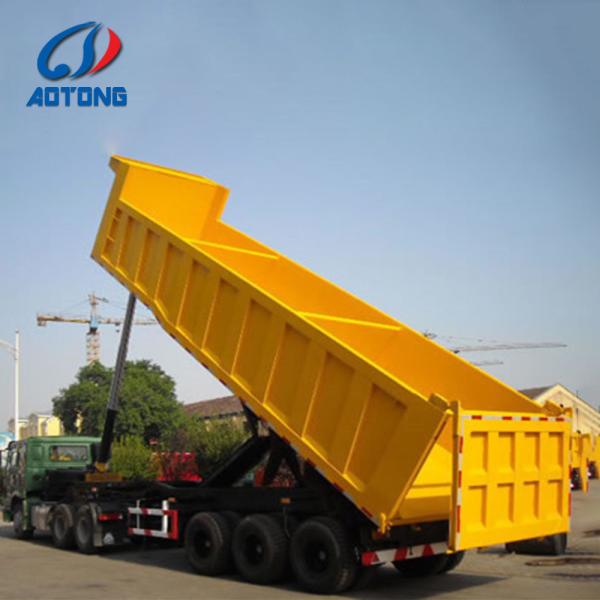 Transport de marchandises en vrac Charbon de pierre avec camion de décharge de 40 tonnes et capacité de 30 mètres cubes