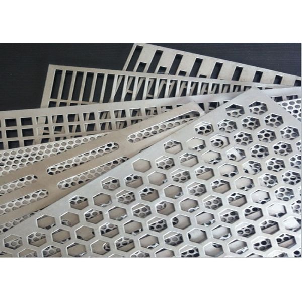 5052 Perforated Aluminum Sheet Plate 2.5 Mm Hole Diameter For Building Facades