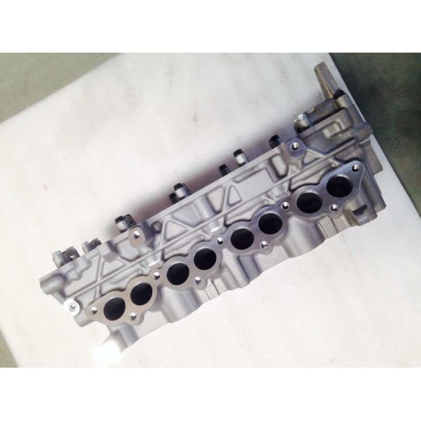 Hyundai Diesel Engine Cylinder Head 22100-2A200 12 Months Warranty