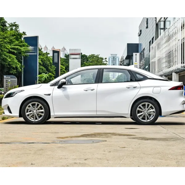 Compact Sedan GAC AION Electric Car FWD White New Energy Vehicle