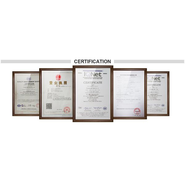 Мотоцикл с тремя колесами Bajaj Мотоцикл с треугольником с весом 500 кг и размером шин 5,0-12