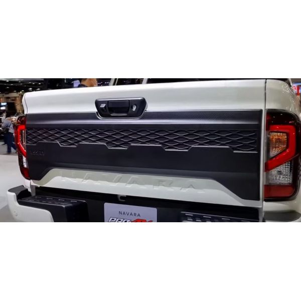 Nissan Navara Np300 Pickup Bed Extender Rear Door Tailgate Trim Panel Cover