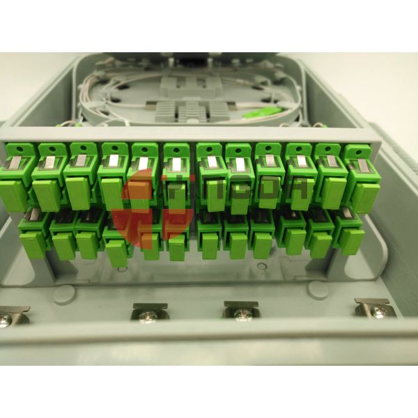 Закрытие соединения оптического волокна 96 ядров с Сплиттер ПЛК 1кс16 СК/АПК, на открытом воздухе коробка 16 Сплиттер переносит