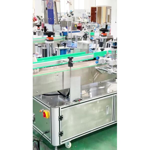 Fully automatic double head round bottle labeling machine CH-306 neck label automatic labeling machine