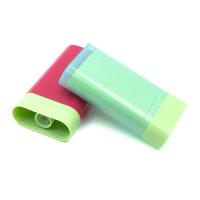 Bouteilles en plastique rétractables rotatives de différentes couleurs peuvent être utilisées pour la crème solaire et la crème pour le corps