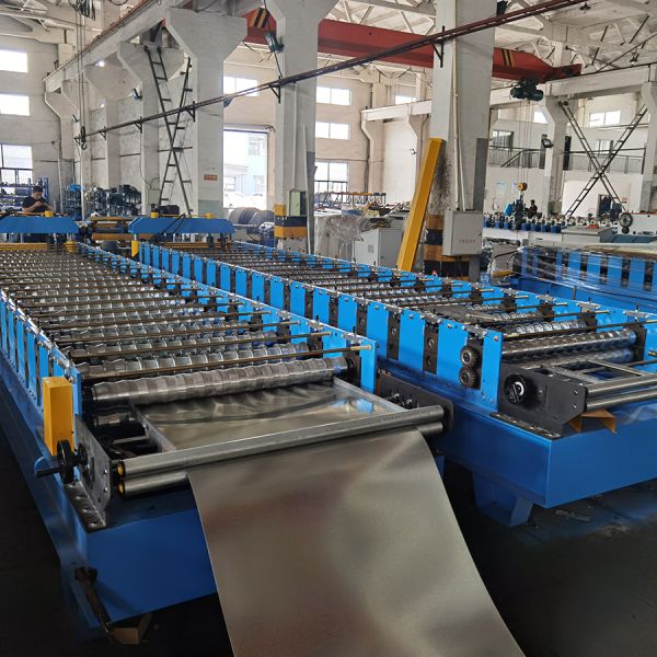 H75 Trapezoidal Roof Sheet Roll Forming Machine For Tile Making