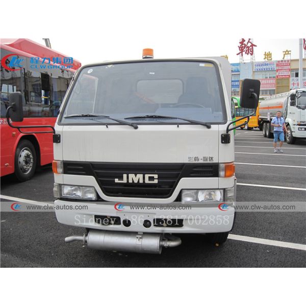 Caminhão do distribuidor do combustível da direção de poder JMC 4X2 5cbm