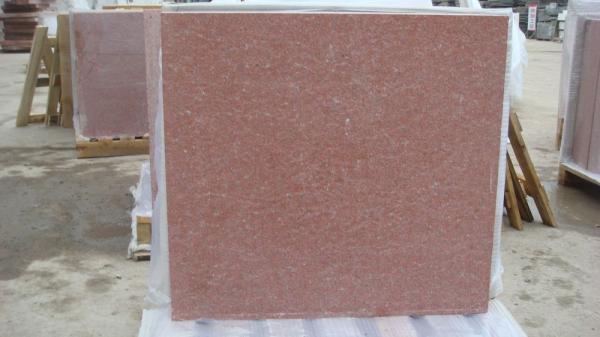 Red Color Rough Granite Kitchen Countertop Floor Tiles 50x50 Slab 2.73 g/cm3