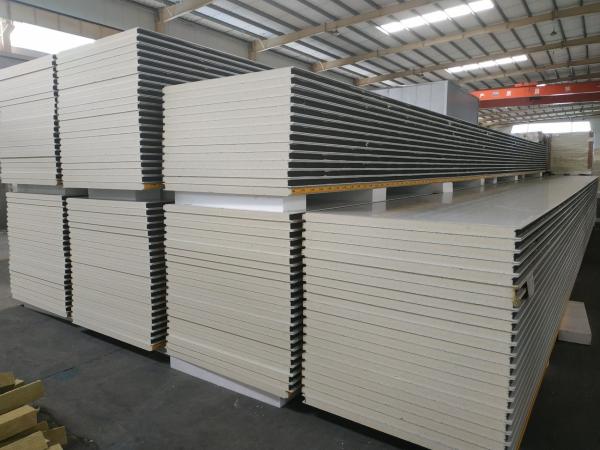 Fireproof Soundproof EPS Sandwich Panel With 38-40kg/M3 Core Density