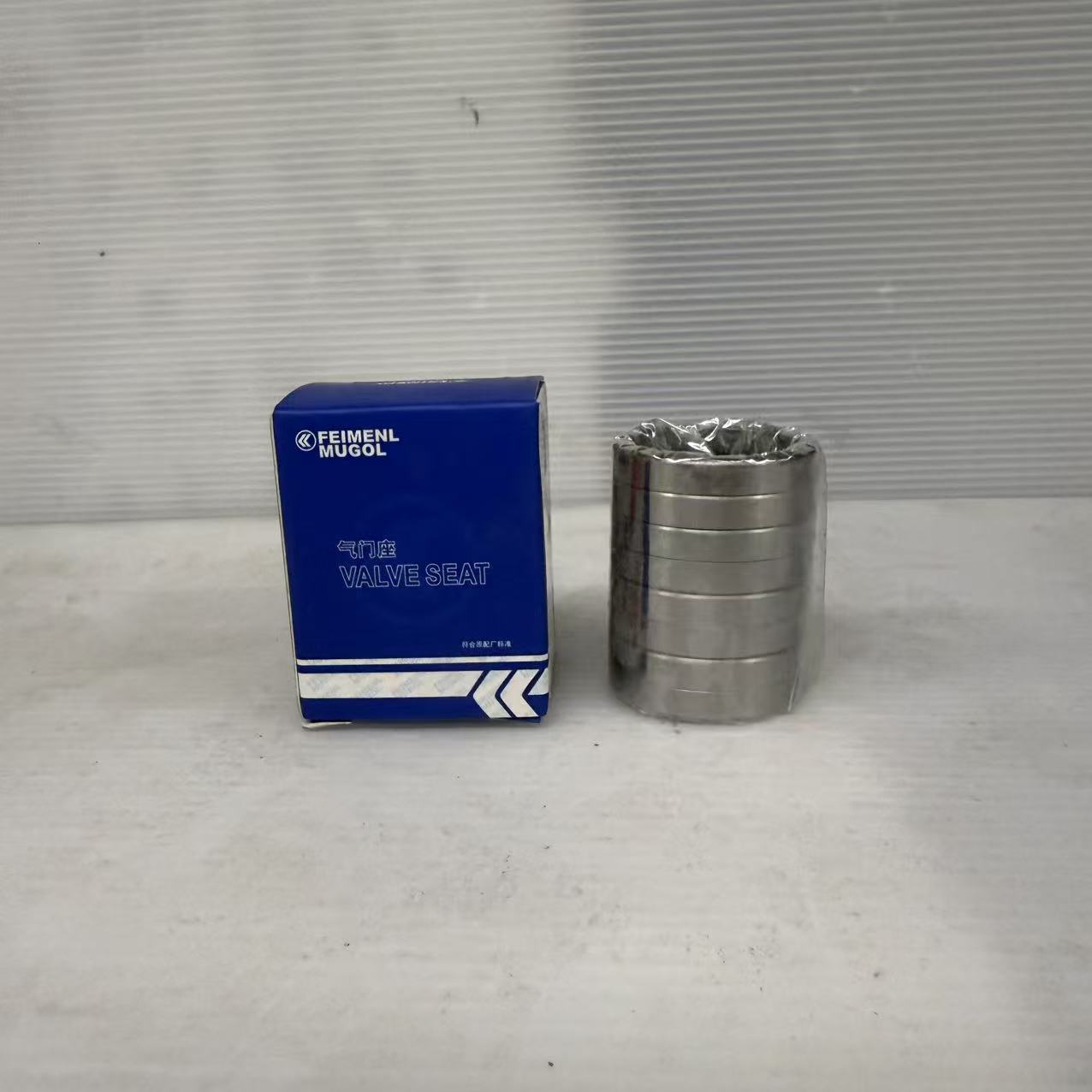 Durable 8-98028875 Exhaust Valve Seat Ring Set for ISUZU 700P, Built for Heavy-Duty Diesel Engine Applications.