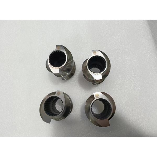 Customizable Flight Diameter Covey Screw Element Silver Precision Engineered for Industrial Applications and Performance