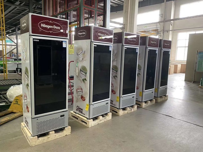 49 Inch Custom Transparent LCD Showcase for Unique Commercial Display Solutions and Applications