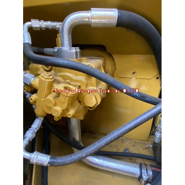 CAT 307D Mini Excavator Strong Power and Hydraulic Stability with 700 Working Hours
