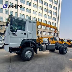 Caminhão pesado HOWO Caminhão de carga diesel 4x4 6 rodas Chassis com guindaste