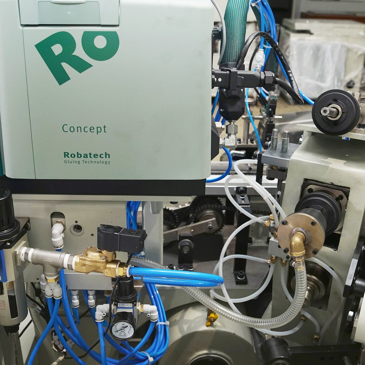 DYK6-B Ice Cream Paper Cone Sleeve Machine with 250 pcs/min Output and Mechanical Chain Drive for 60-150 gsm Materials