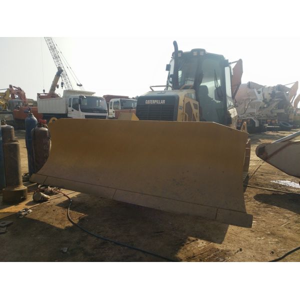 Cat D5K Used Bulldozer Leaks Proof For Grading Earthmoving And Construction Projects