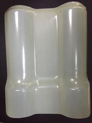 As folhas telhando transparentes de Upvc  em volta da onda alisam de superfície