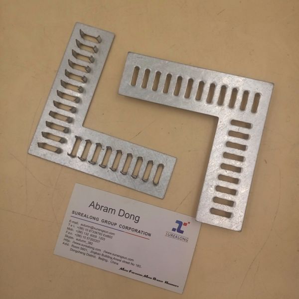 Placas de clavos de zinc de banda El componente esencial para el conector de madera de placa dentada