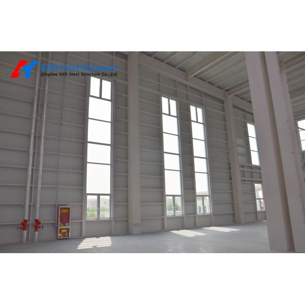 Edificio comercial de acero personalizable con estructura de acero laminado en caliente y conexiones atornilladas para un fácil montaje