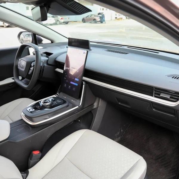 Left Steering TO-YOTA BZ3 2023 616km 0km Used Cars 4X4 AWD Vehicles Made in Energy Electric Cars Maximum Power 100kw