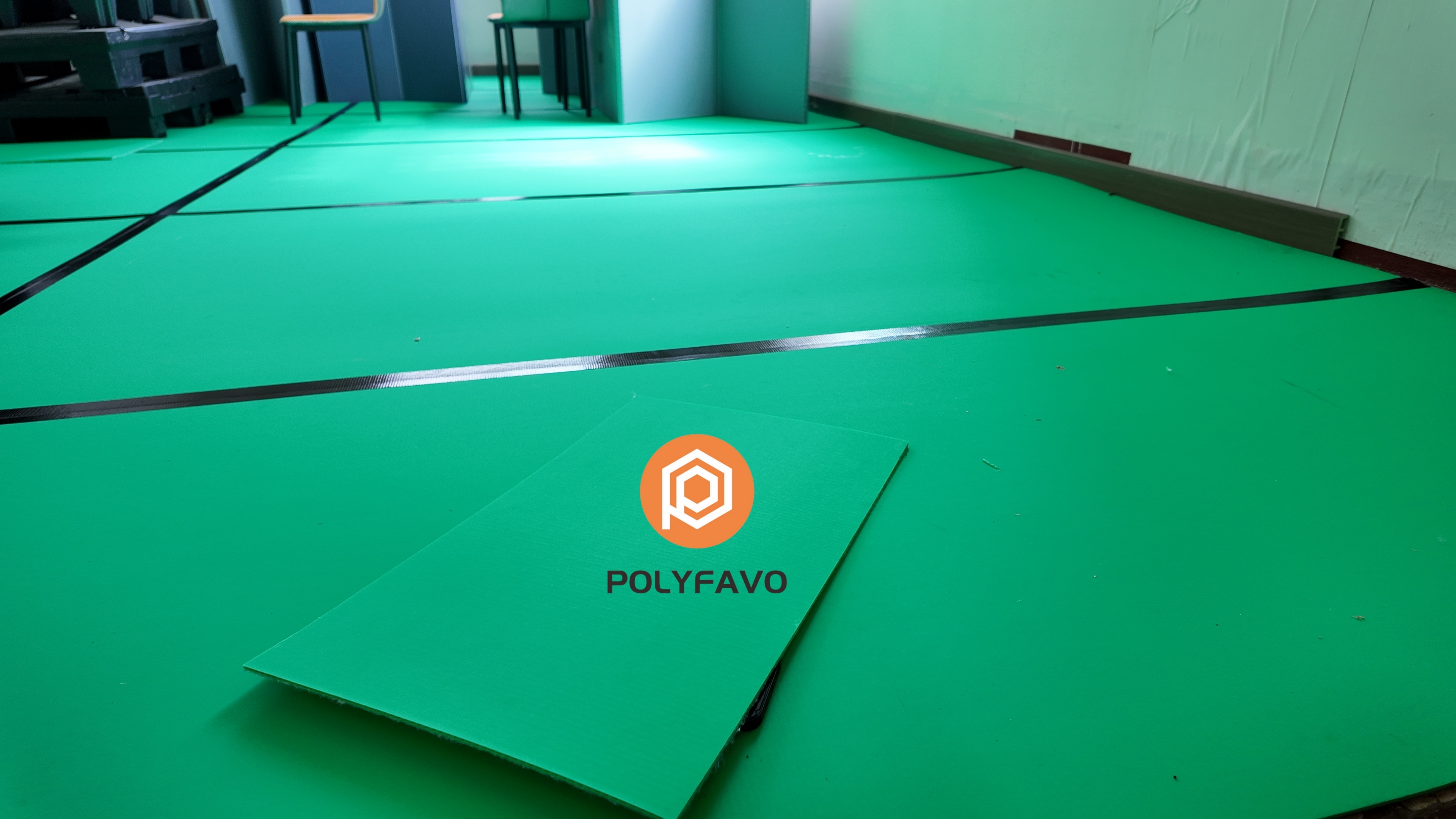 Flame Retardant Grade V2  5mm 1600gsm  PP Polypropylene Honeycomb Board Floor protection Sheets
